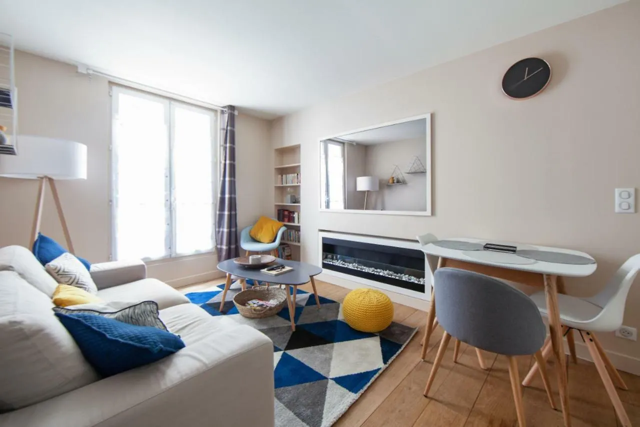 Apartamento Luckey Homes - Rue Germain Pilon *
